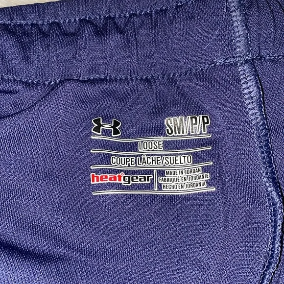 UNDER ARMOUR shorts - Picture 7 of 9